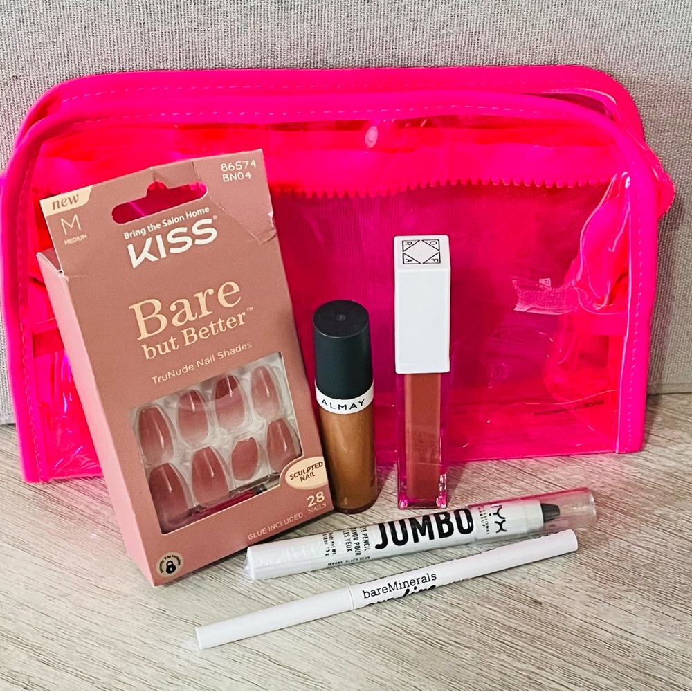 Lips, Lids, Nails & More Make-Up Bundle with Ofra!